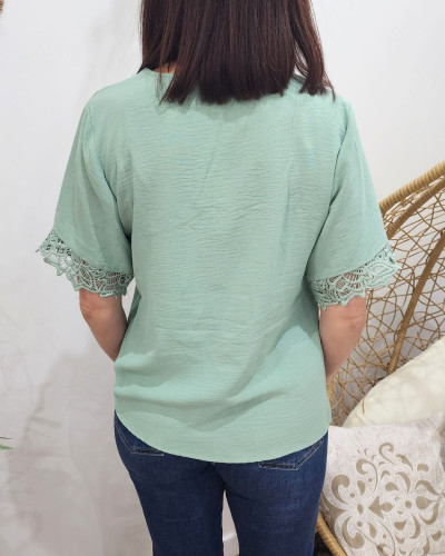 Blouse femme vert agate manches et col brodés Tylia