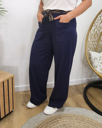 Pantalon femme élastiqué coupe droite et poches