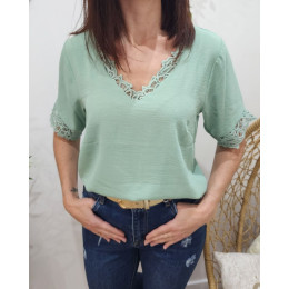 Blouse femme vert agate manches et col brodés Tylia